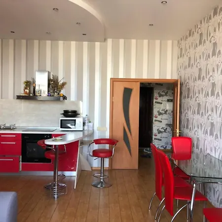 Pionerskaya Apartment *